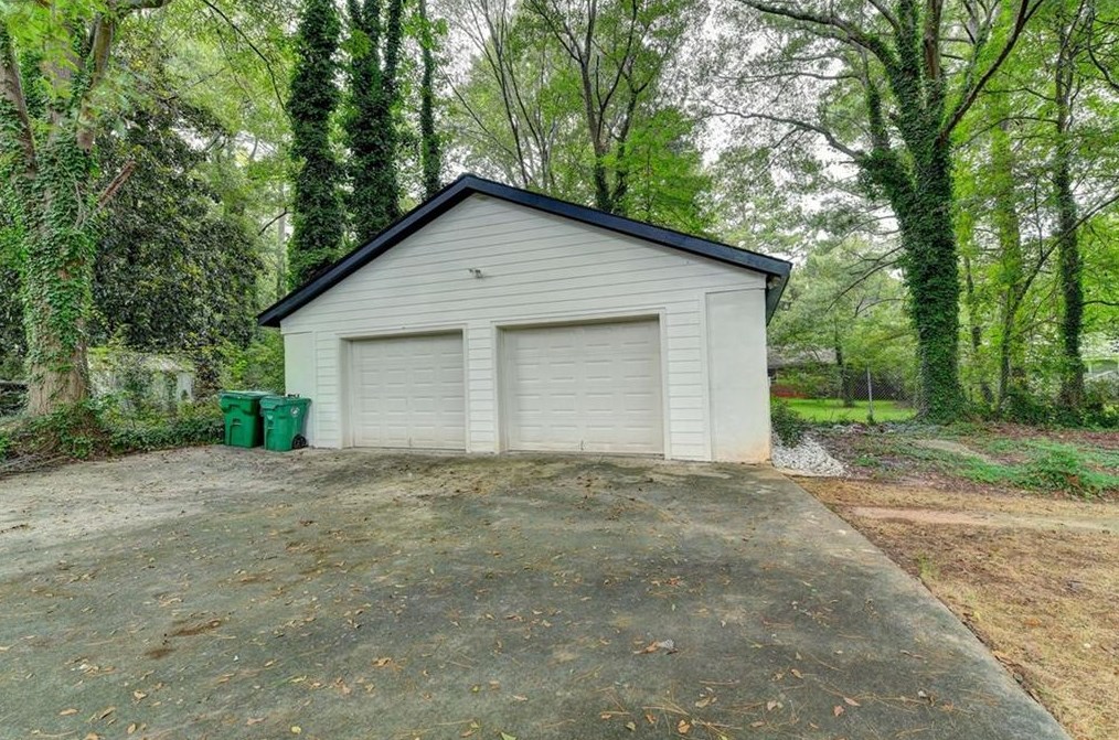 2808 Long Way, Decatur GA  30032-4226 exterior