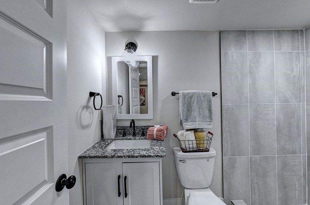 2808 Long Way, Decatur GA  30032-4226 exterior