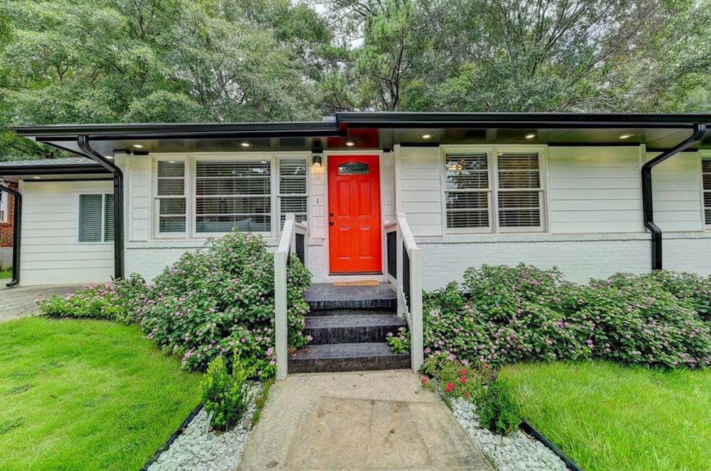 2808 Long Way, Decatur GA  30032-4226 exterior