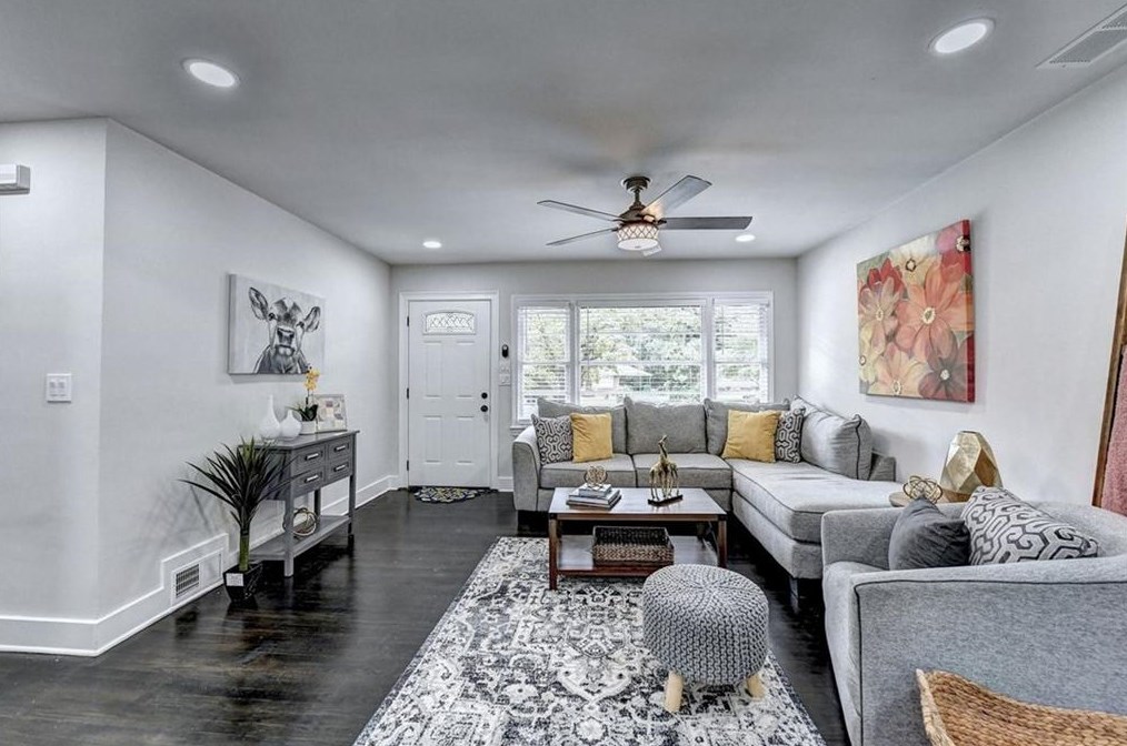 2808 Long Way, Decatur GA  30032-4226 exterior