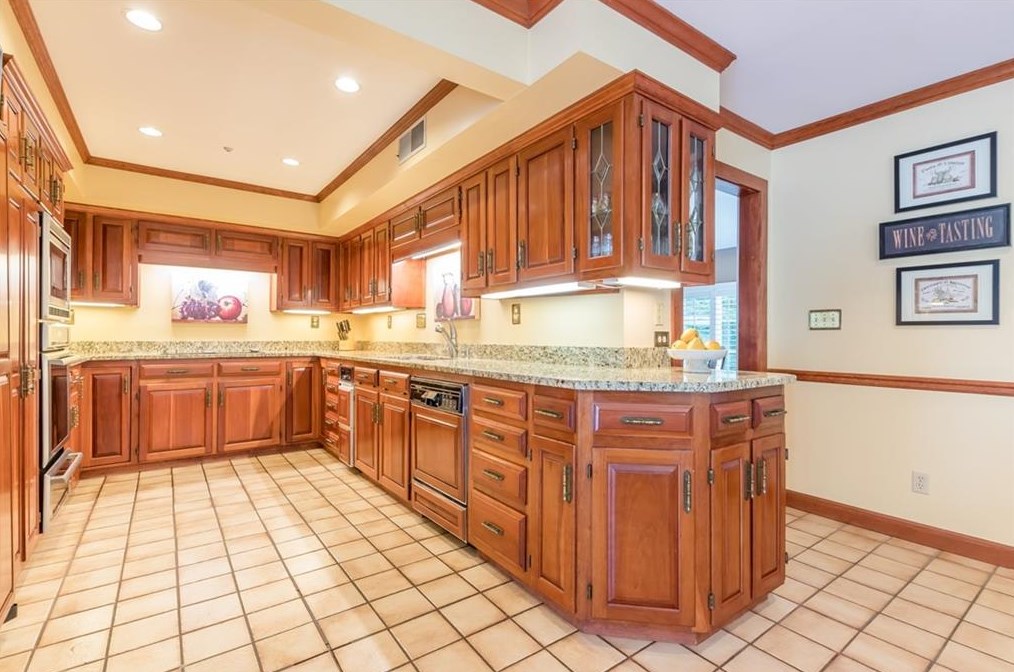 4610 Orkney Ln, Atlanta GA  30331-7440 exterior