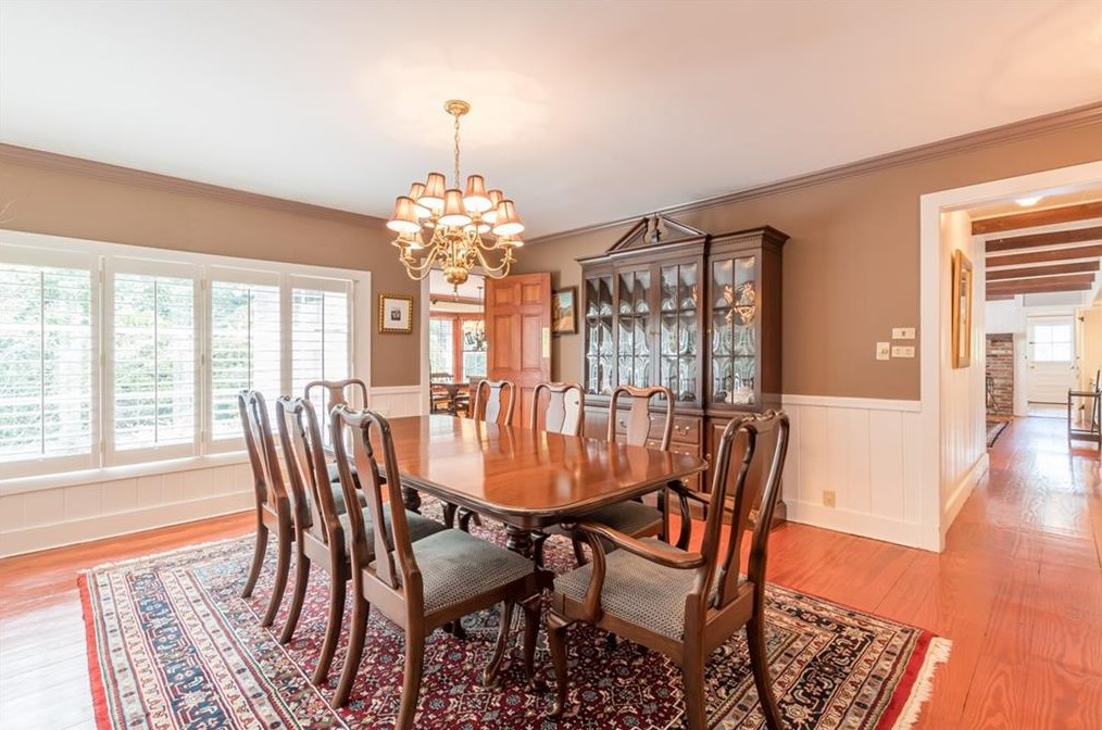4610 Orkney Ln, Atlanta GA  30331-7440 exterior