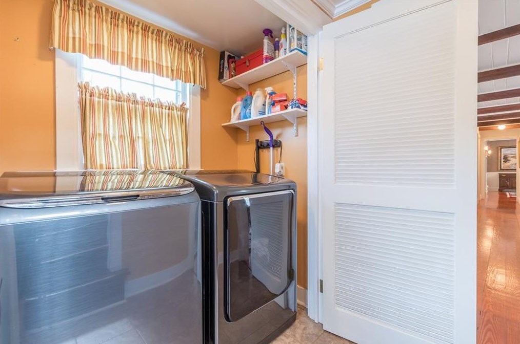 4610 Orkney Ln, Atlanta GA  30331-7440 exterior