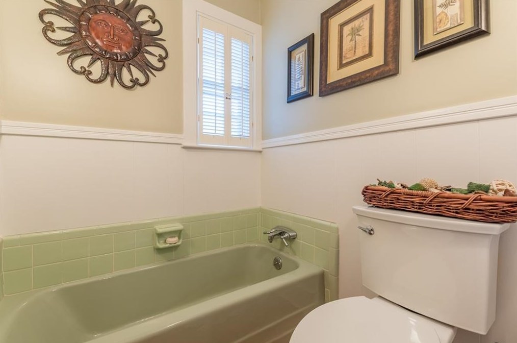 4610 Orkney Ln, Atlanta GA  30331-7440 exterior