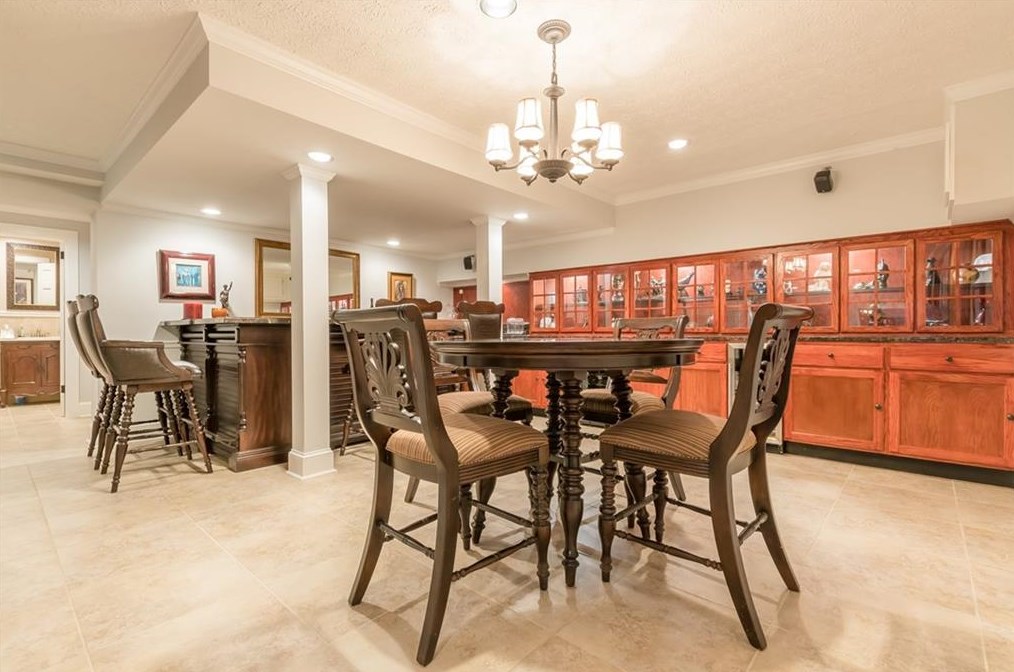 4610 Orkney Ln, Atlanta GA  30331-7440 exterior