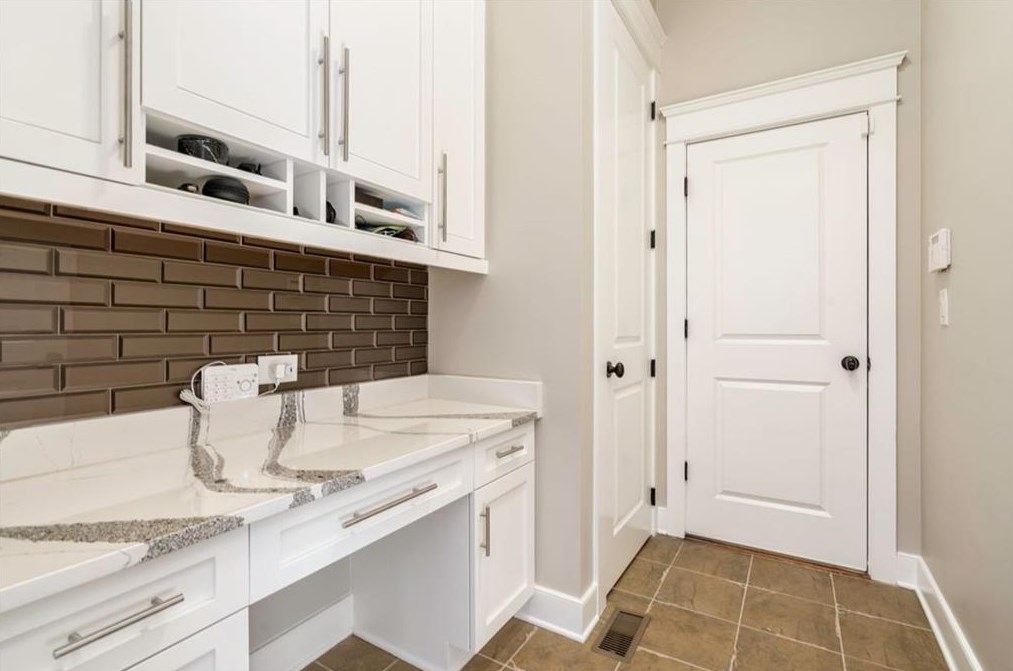 4529 Gateway Ct, Smyrna GA  30080-9210 exterior