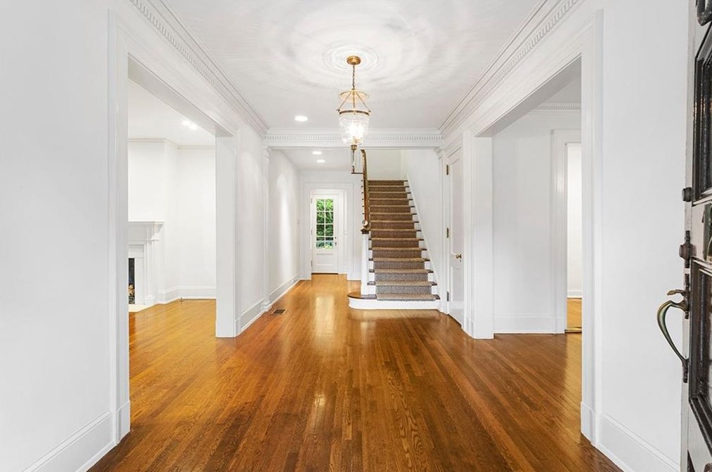 120 Peachtree Cir Ne, Atlanta, GA 30309