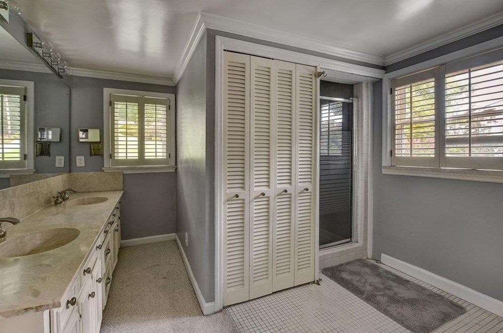 1530 Niskey Lake Trl, Atlanta GA  30331-6318 exterior