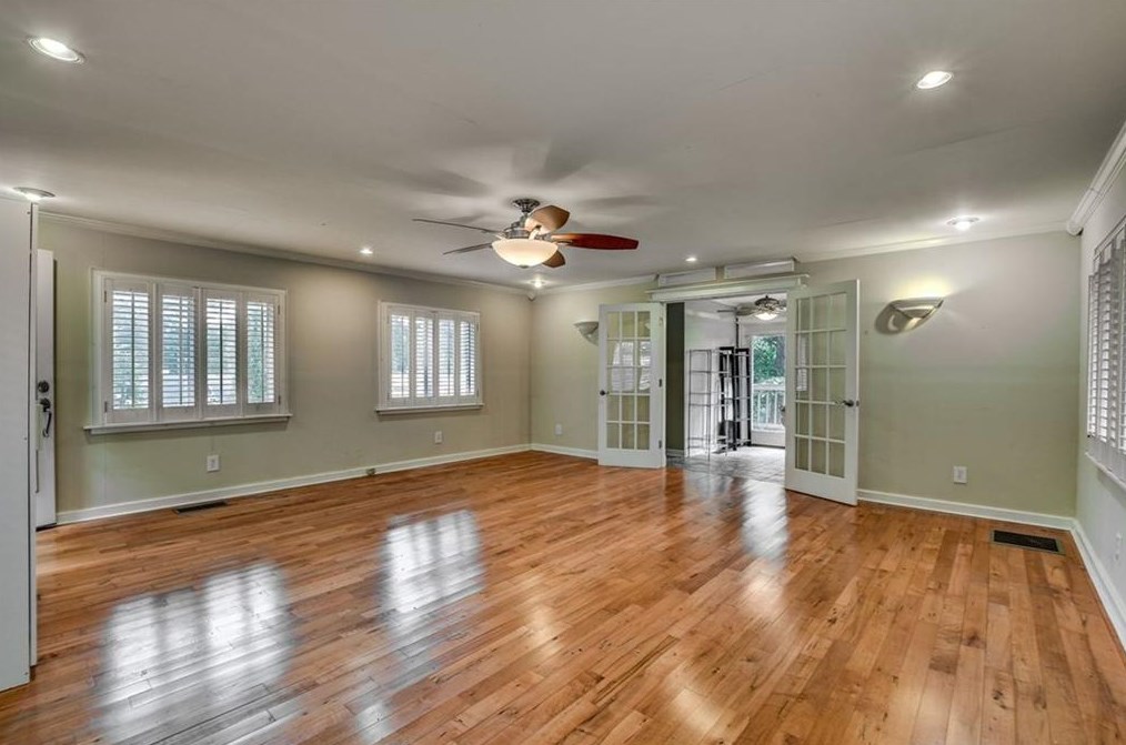 1530 Niskey Lake Trl, Atlanta GA  30331-6318 exterior