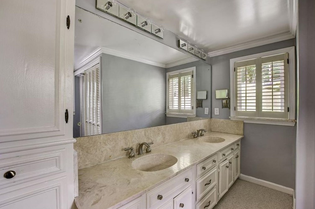 1530 Niskey Lake Trl, Atlanta GA  30331-6318 exterior