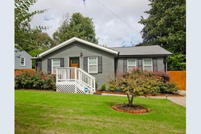 2189 Gordon Circle SE - Photo 1