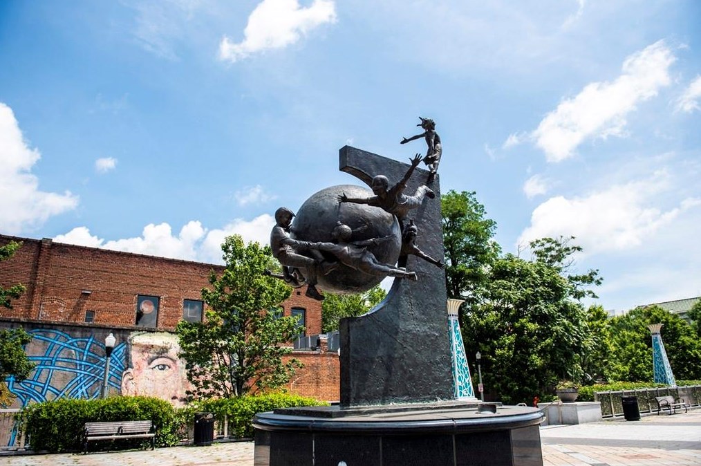 2536 Talley St, Decatur GA  30030-0041 exterior