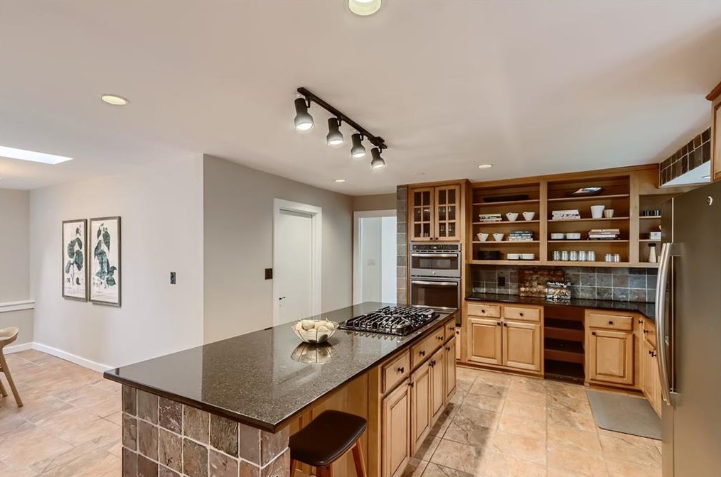 3957 Randall Mill Rd, Atlanta GA  30327-3101 exterior