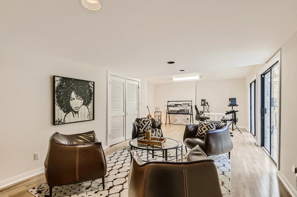 3957 Randall Mill Rd, Atlanta GA  30327-3101 exterior