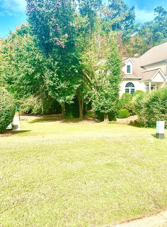 9445 Knollcrest Blvd, Alpharetta GA 30022-5112 exterior