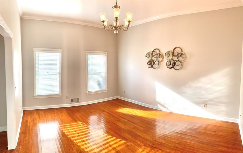 9445 Knollcrest Blvd, Alpharetta GA 30022-5112 exterior