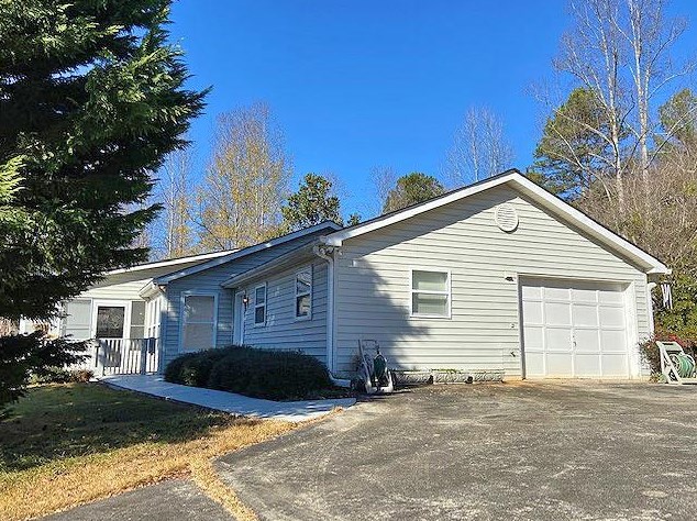 138 Sweetgum Ln, Dahlonega, GA 30533