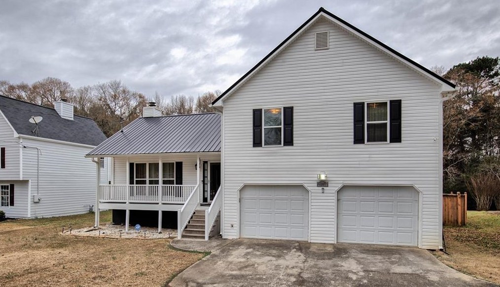 4651 Meadows Rd, Powder Springs, GA 30127-3147