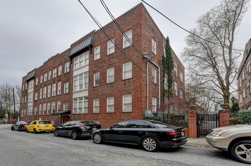690 Piedmont Ave, Atlanta GA  30308-1926 exterior