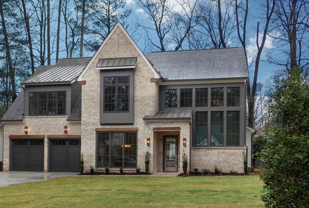3631 Woodstream Cir, Atlanta, GA 30319-2138