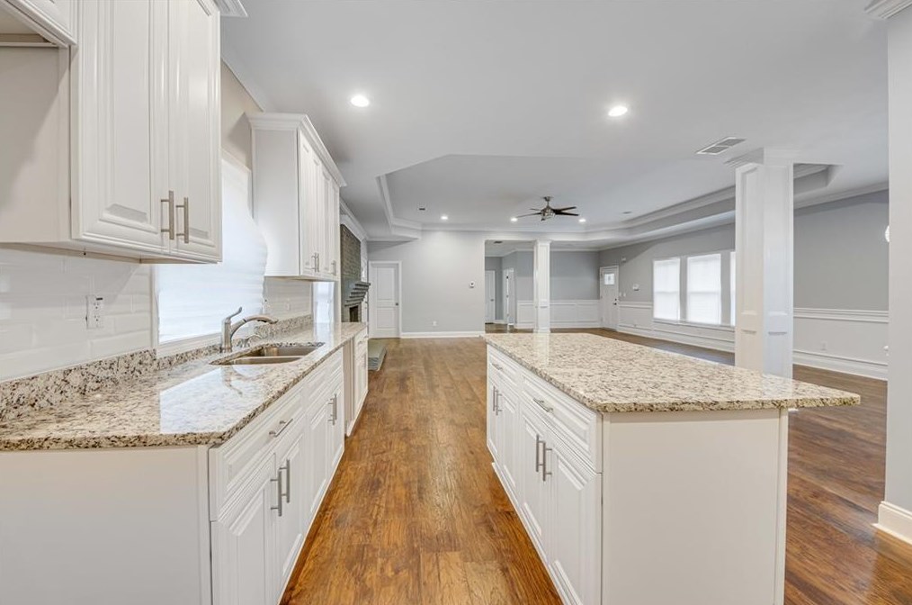 4129 Rainbow Dr, Decatur GA  30034-2224 exterior