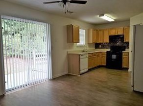 137 Spg Walk Way, Lawrenceville GA exterior