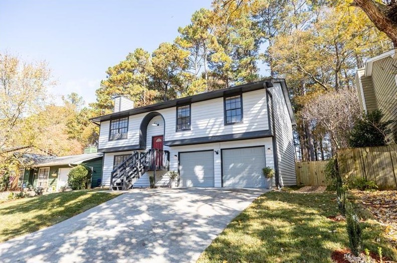 1206 Woodington Cir, Lawrenceville, GA 30044-2997