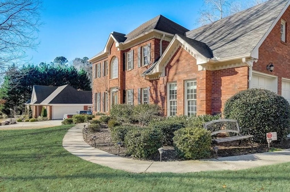 2043 Perrin Dr, Lawrenceville, GA 30043-6022