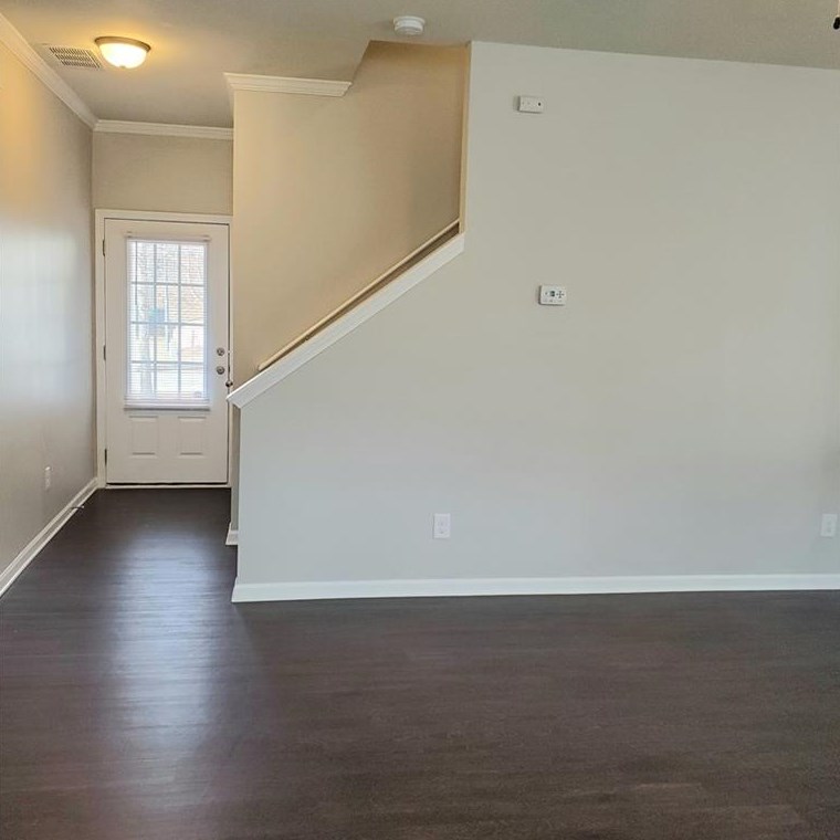 607 Royal Crest Ct, Holly Springs, GA 30115