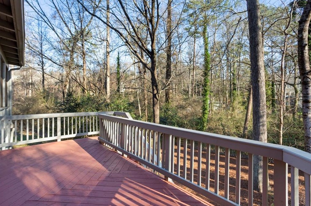 688 Mountain Dr, Atlanta GA 30342-3900 exterior