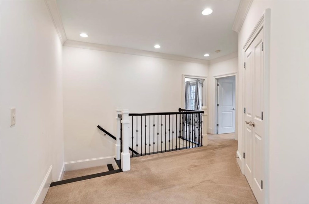 688 Mountain Dr, Atlanta GA 30342-3900 exterior