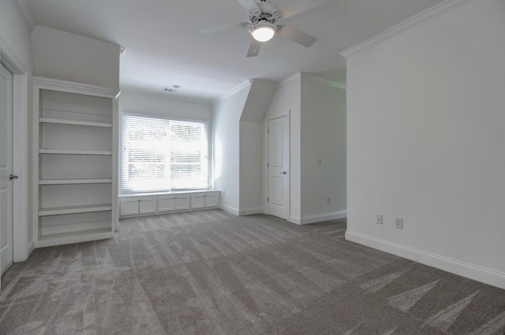 688 Mountain Dr, Atlanta GA 30342-3900 exterior