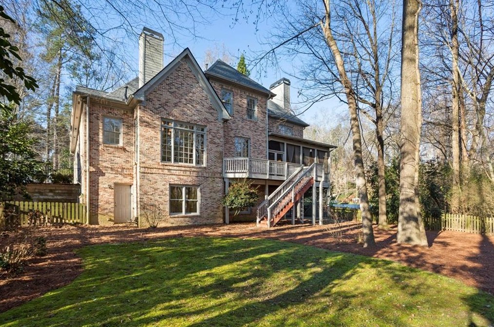 688 Mountain Dr, Atlanta GA 30342-3900 exterior