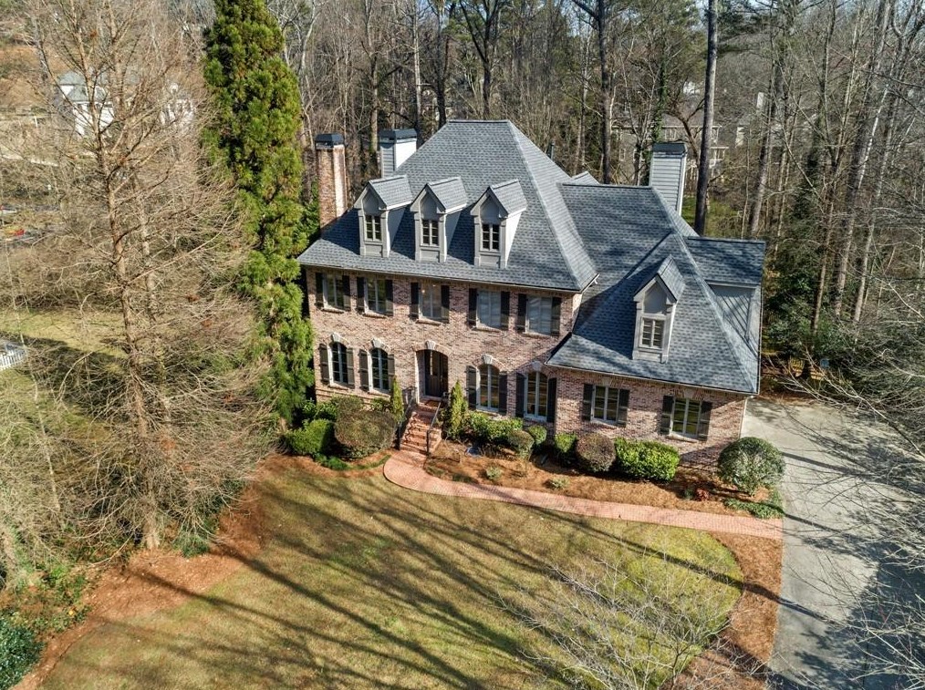 688 Mountain Dr, Atlanta, GA 30342-3904
