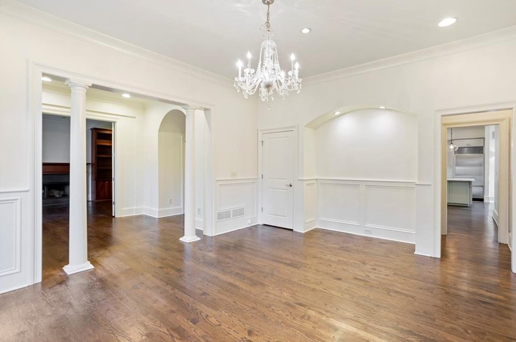 688 Mountain Dr, Atlanta GA 30342-3900 exterior