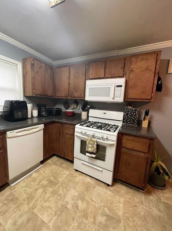 190 Pne Dr, Calhoun GA 30701-1629 exterior