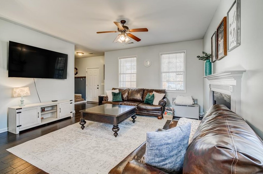 179 Levi St, Calhoun GA 30701-8018 exterior