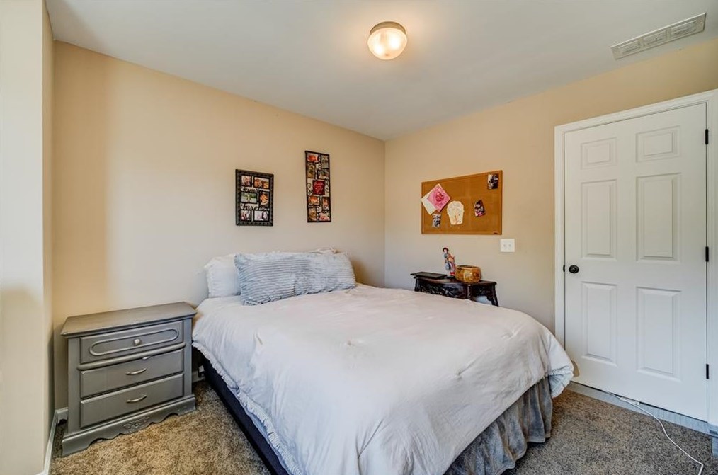 179 Levi St, Calhoun GA 30701-8018 exterior