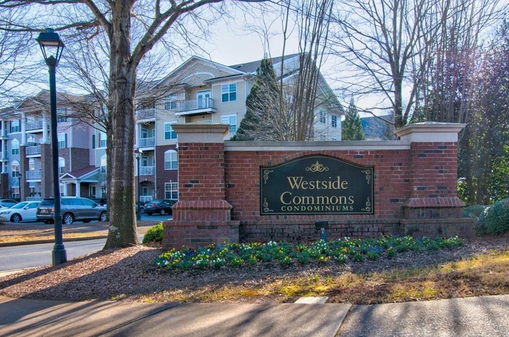 1965 Nocturne Dr, Alpharetta GA 30009-4826 exterior