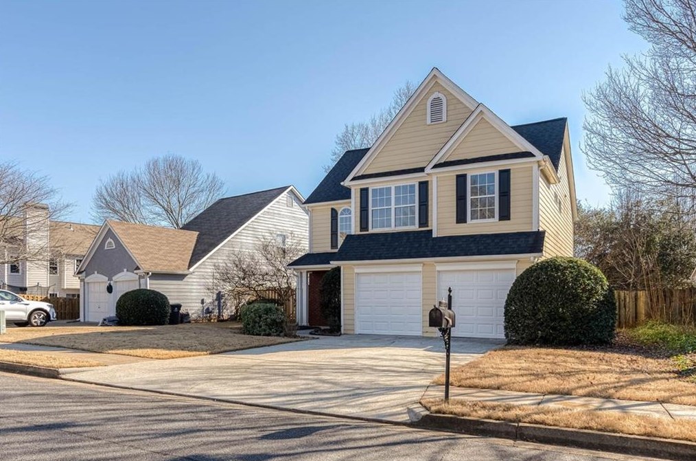 2180 Ashton Dr, Roswell, GA 30076-4207