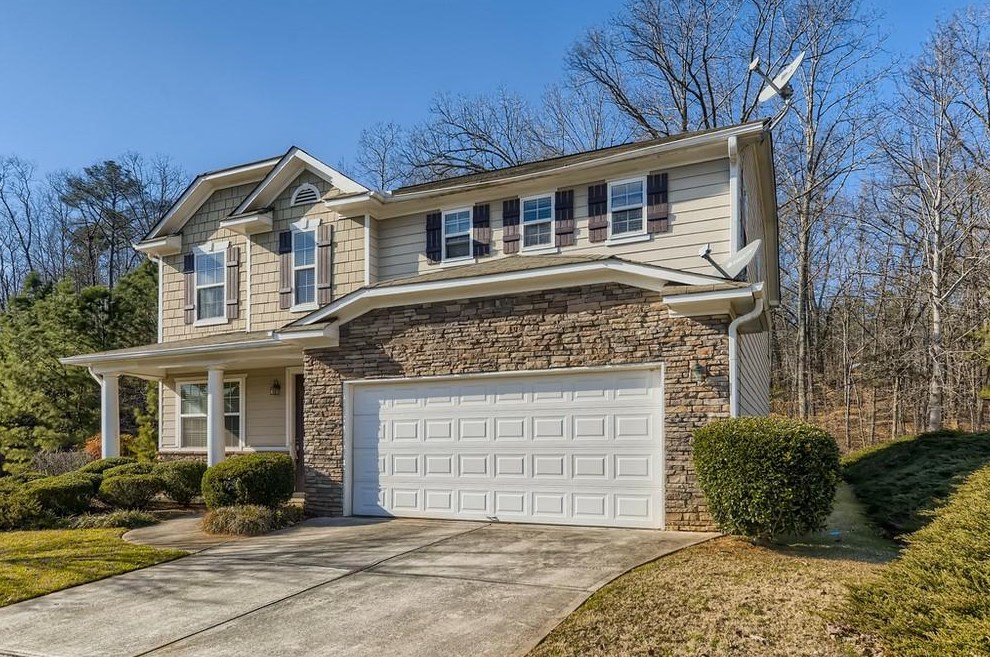 1004 Rock Hill Pkwy, Lithia Springs, GA 30122