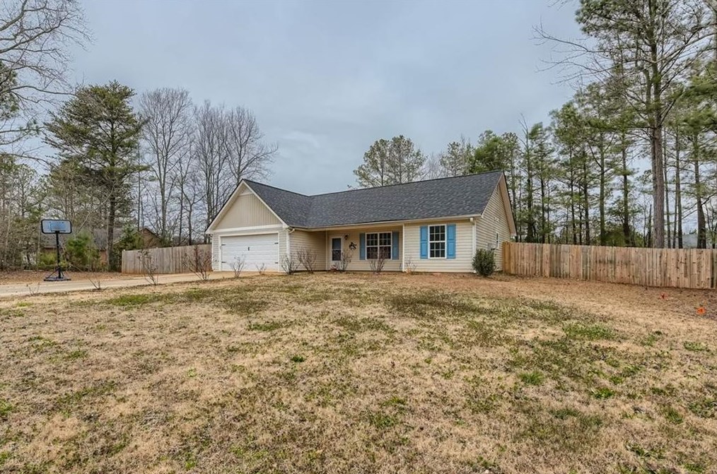 111 Shingle Oak Dr, Dallas, GA 30157-2814