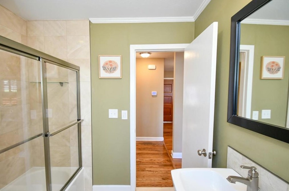 1505 Robinhood Trl, Gainesville GA  30501-2427 exterior