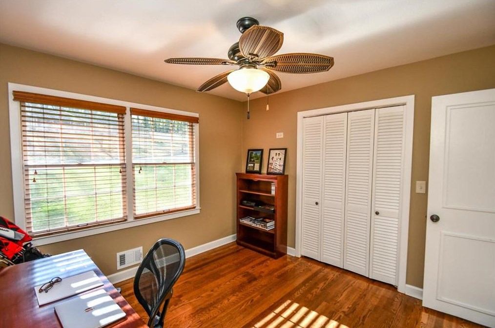 1505 Robinhood Trl, Gainesville GA  30501-2427 exterior