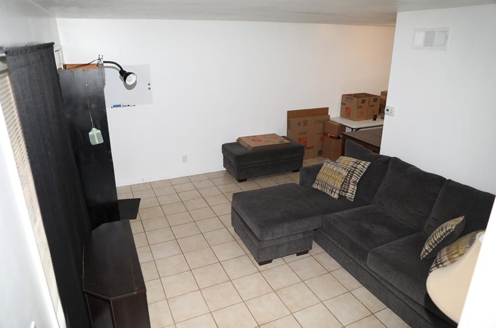 1053 Laurel Ct Nw, Conyers, GA 30012