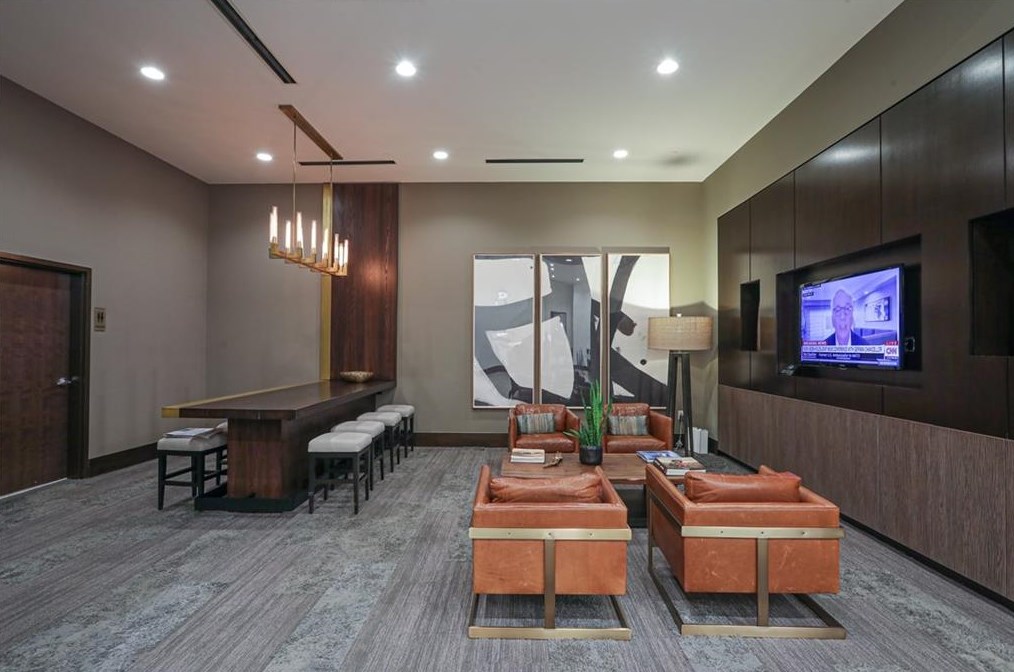 855 Peachtree St, Atlanta GA  30308-1218 exterior