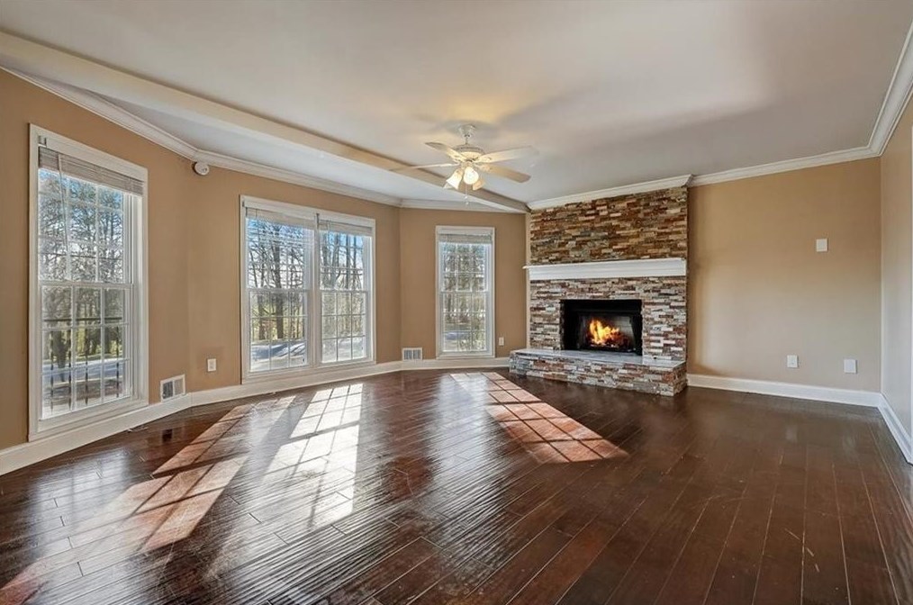 620 Spring Forest Dr, Lawrenceville GA  30043-2460 exterior
