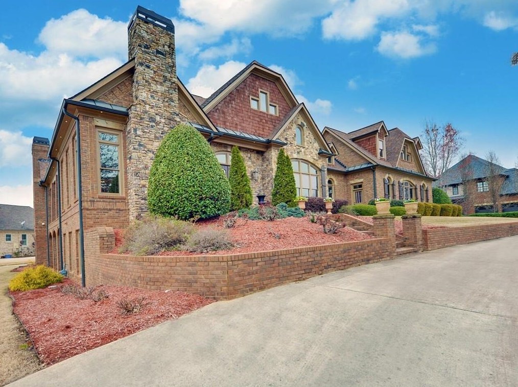 2584 Northern Oak Dr, Braselton, GA 30517