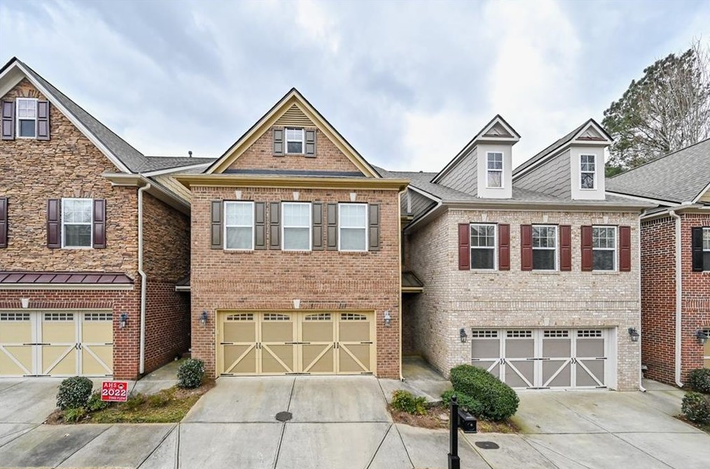 3269 Bluejay Ln, Alpharetta, GA 30022-2433