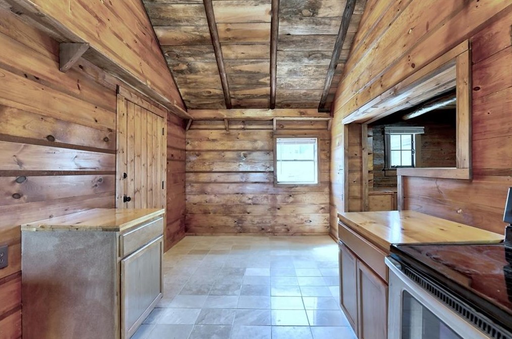 3948 Lehigh Blvd, Decatur GA  30034-5814 exterior